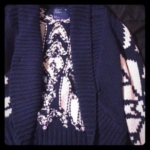 A cute everyday American Eagle sweater